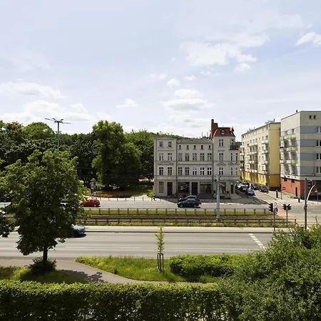 Manhattan Olive With Parking By Elite *