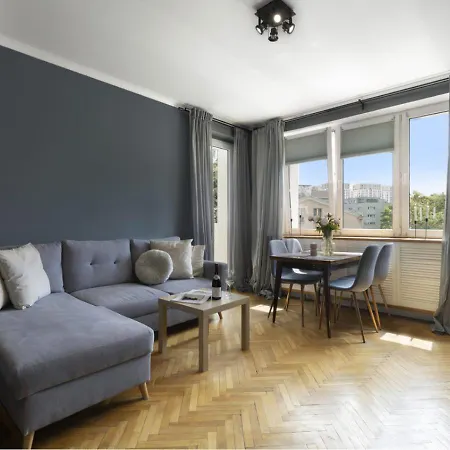 Manhattan Olive With Parking By Elite